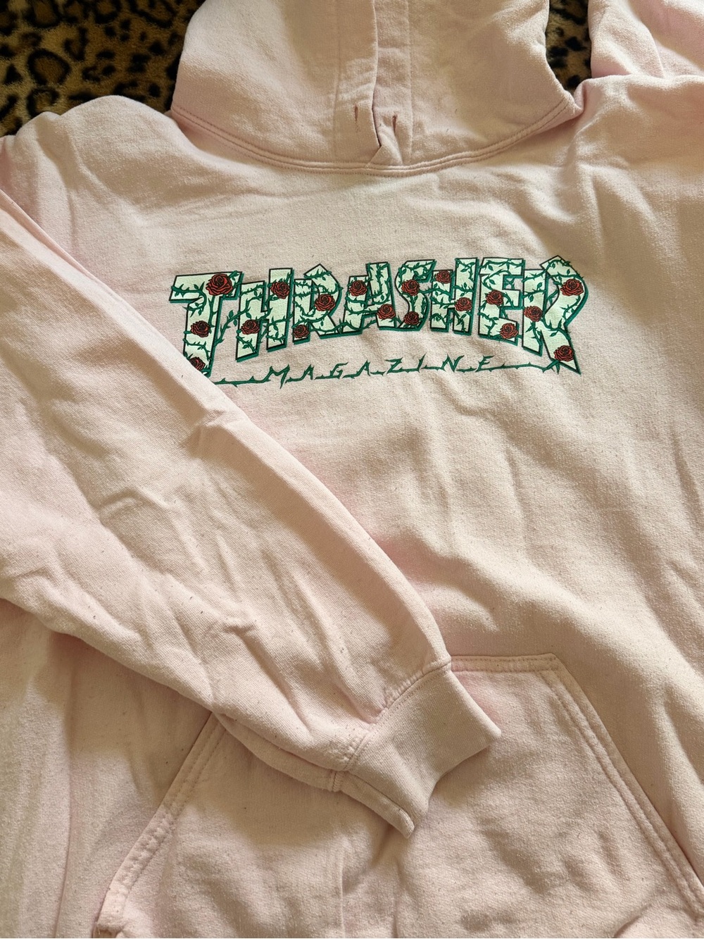 Thrasher Women's Pink Rose Logo Turtleneck Sweater - Picture 2 of 2